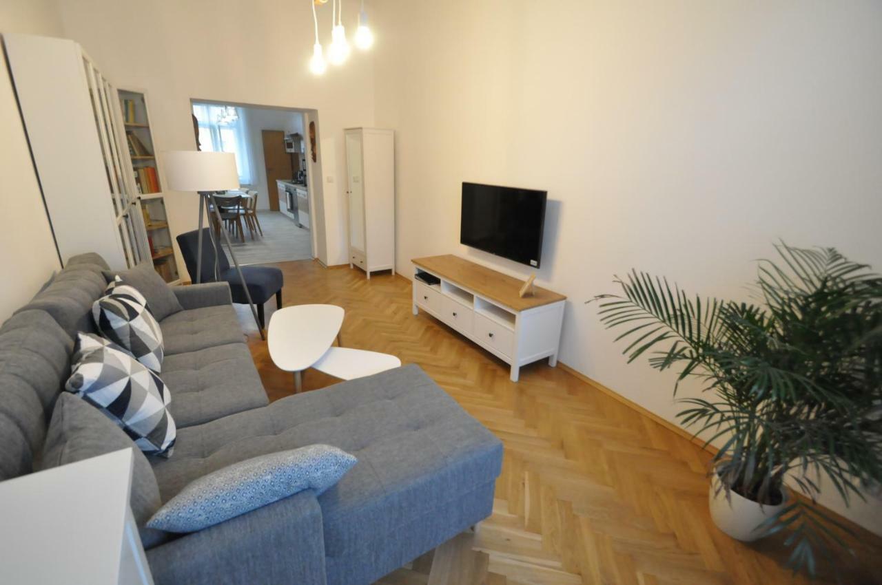 Jirina Appartments Lejlighed *